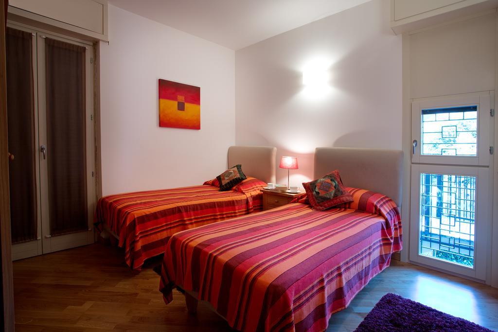 5 Luxury Laglio Apartments-By Italian Apartments Szoba fotó